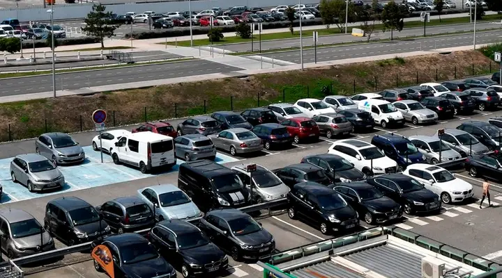 parking Guépard Service extérieur Service de voiturier au dépose minute de l'aéroport d'Orly