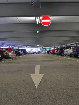Réserver le Parking Standing Hotel Suites - Couvert à Paris CDG
