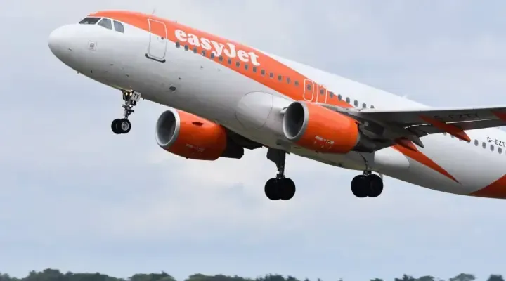 Décollage EasyJet Décollage EasyJet