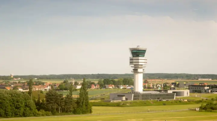Tour de contrôle de l'aéroport Bruxelles Zaventem Tour de contrôle de l'aéroport Bruxelles Zaventem