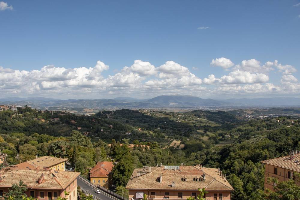 Billets avion Pérouse - Admirez la beauté des paysages de l’Ombrie