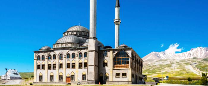 Prenez vos billets d’avion pour Kayseri et découvrez la Grande Mosquée Ulu Camiii