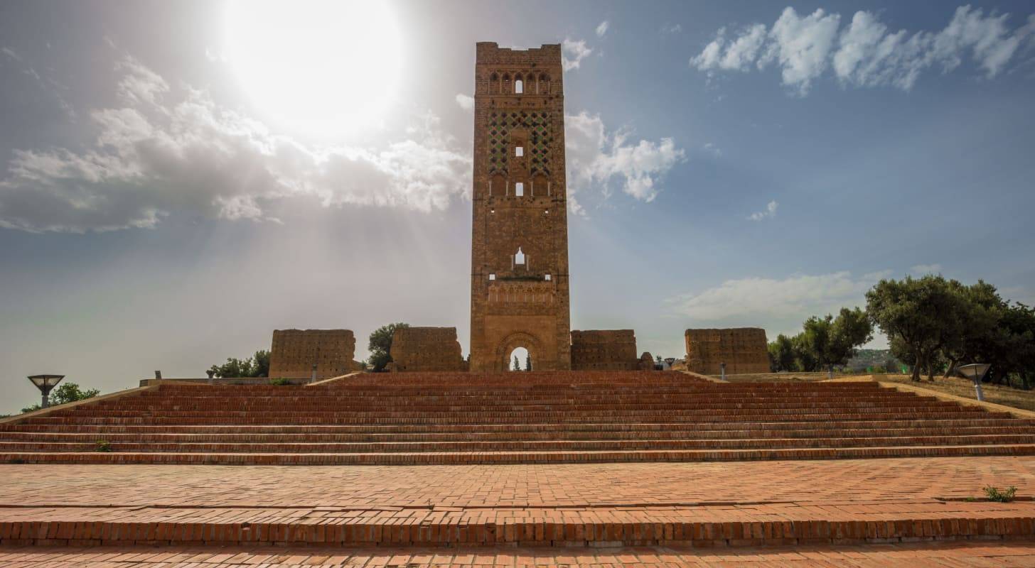Réserver un vol direct Tlemcen et visitez  la Mosquée Sidi Boumediène