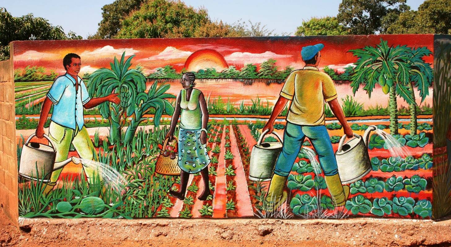 Billet d’avion pour Ouagadougou, observation d'une peinture murale