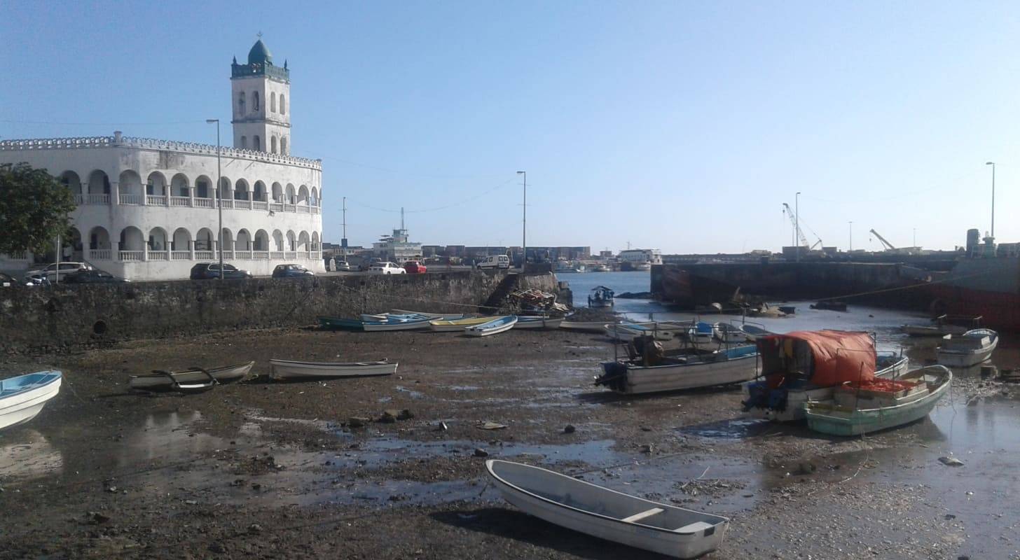 Billet d’avion pour Moroni, visite de l’ancienne mosquée du vendredi