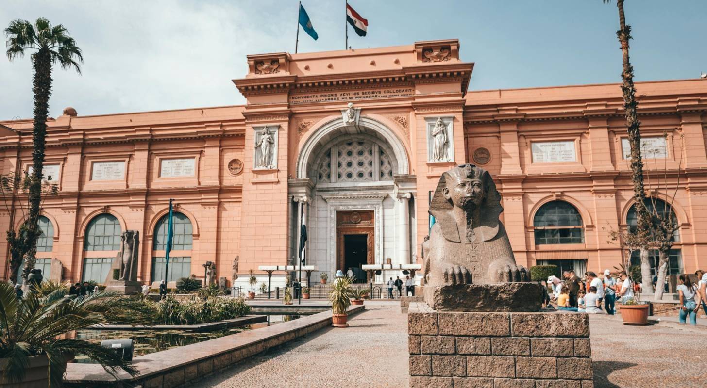 Embarquez pour Gizeh et visitez le musée égyptien du Caire