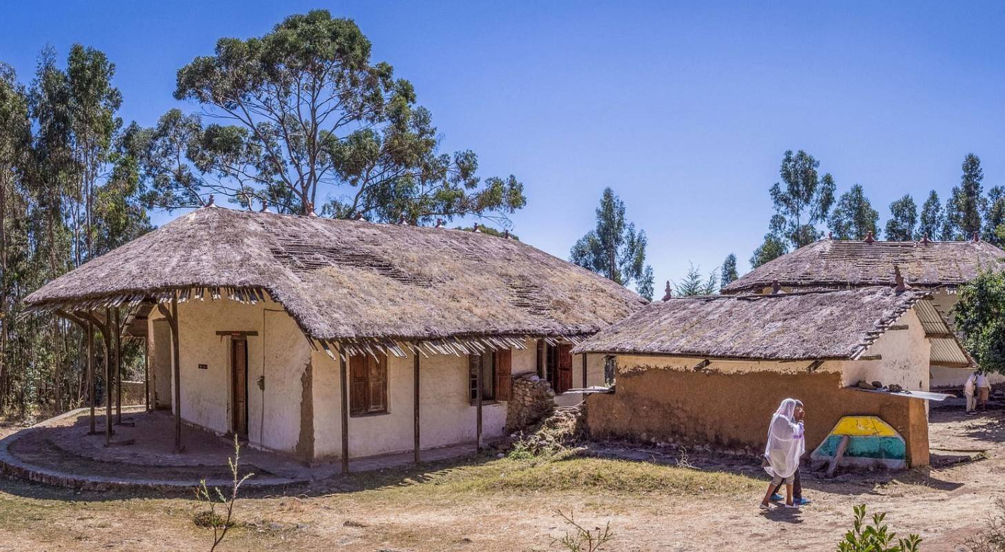 Vol pas cher pour Addis-Abeba, découverte d’un village au sommet du Mont Entoto