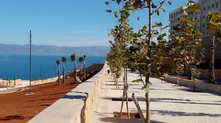 Balade en bord de mer à Al Hoceime Billet d'avion Al Hoceima au meilleur prix