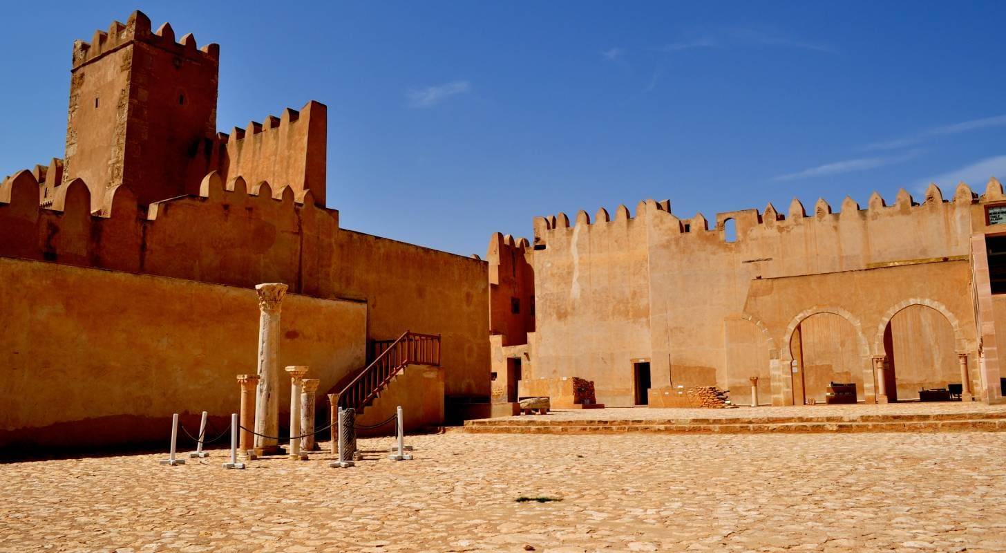 Trouvez un vol pour Sfax au meilleur et découvrez la Kasbah de Sfax
