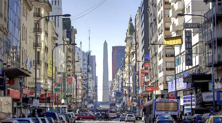 L'obélisque de Buenos Aires Achetez un vol direct pour l'Argentine et admirez l'obélisque de Buenos Aires