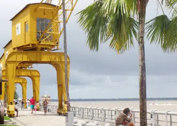 Trouvez des billets d'avion pas chers pour Belem et profitez de la promenade du bord de mer 