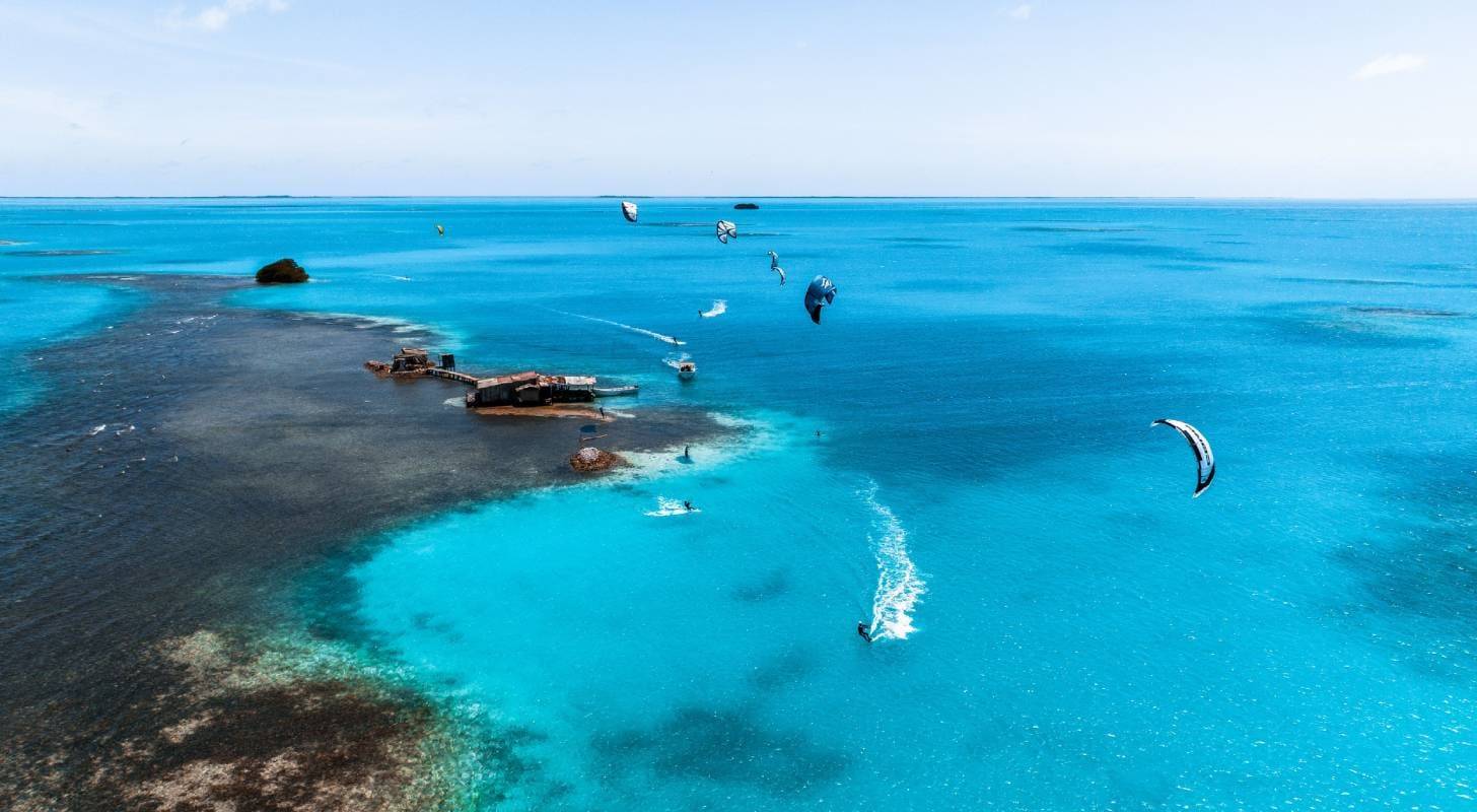 Réservez un vol pour les Bahamas et profitez des plages de San Salvador