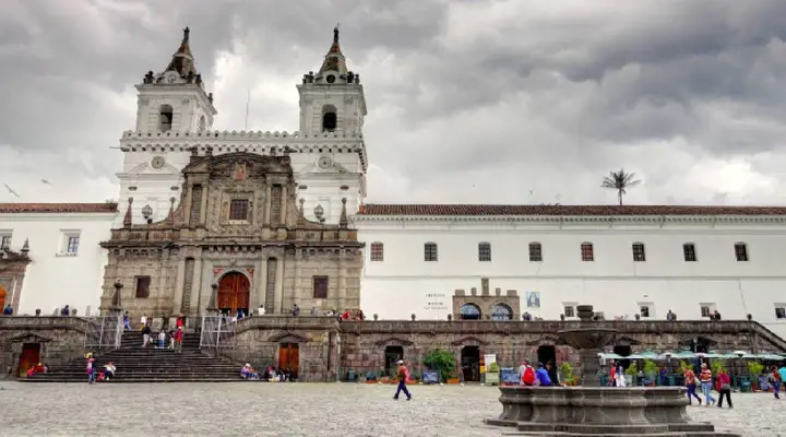 L'Eglise de San Francisco à Quito Voyage à Quito, visite de l'Église de San Francisco