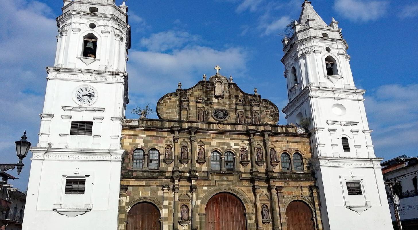 Vol pas cher pour Panama City, visite de la Cathédrale Basilique Sainte Marie
