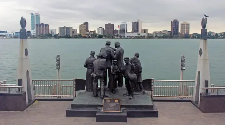 Le Mémorial international du chemin de fer clandestin à Detroit Achetez un billet d'avion pas cher pour Détoit et visiter le Mémorial international du chemin de fer clandestin