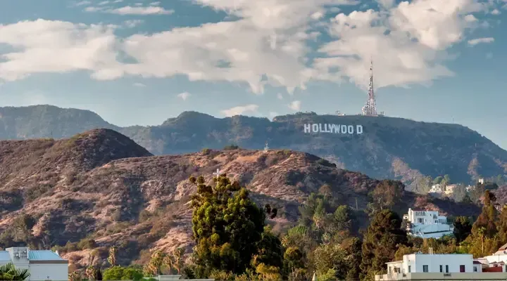 La colline d'Hollywood à Los Angeles Billets d'avion pas chers pour Los Angeles , allez voir la colline d'Hollywood