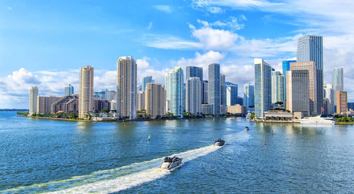 Billets d'avion pas chers Miami, admirez la Skyline 