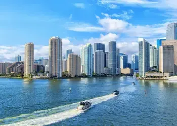 Billets d'avion pas chers Miami, admirez la Skyline