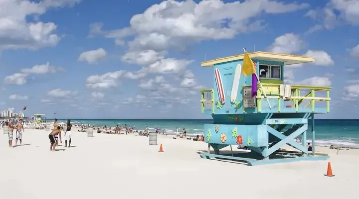 Une plage au sud de Miami Vols pas chers Miami, profitez des plages de Floride