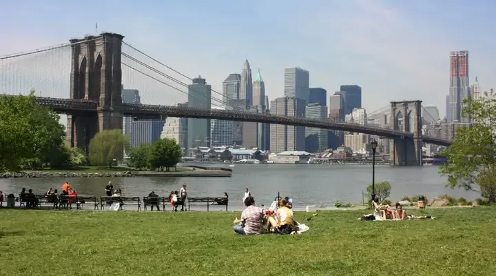 Vol direct New York, admirez le pont de Brooklyn Vol direct New York, admirez le pont de Brooklyn