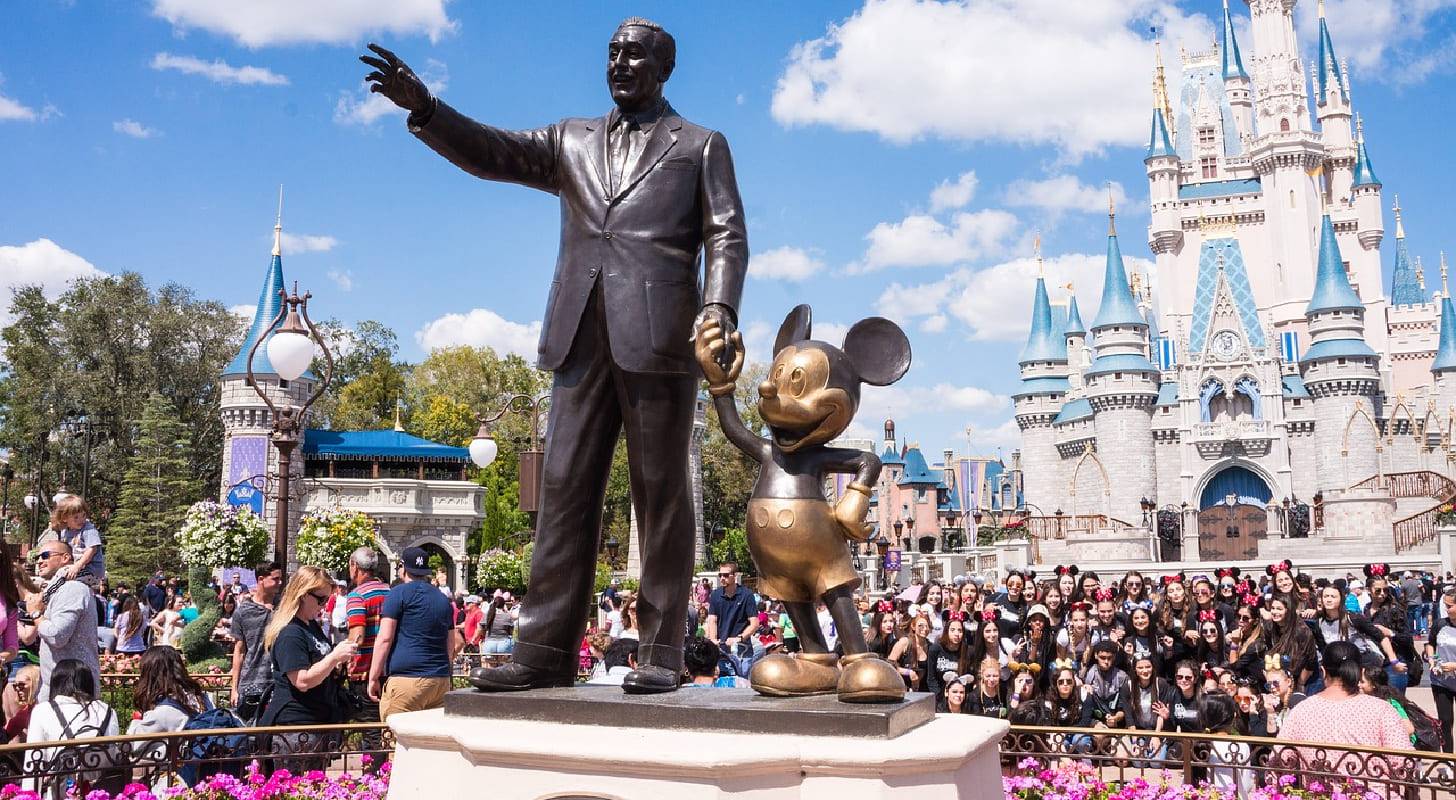 Trouvez un vol pas cher pour Orlando et visitez le Parc Walt Disney World 