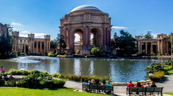 Le Palais des Beaux-Arts de San Francisco Réserver un vol pas cher pour San Francisco et visiter le Palais des Beaux-Arts