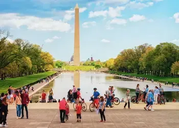 Trouvez un vol pas cher pour Washington et visiter le Washington Monument