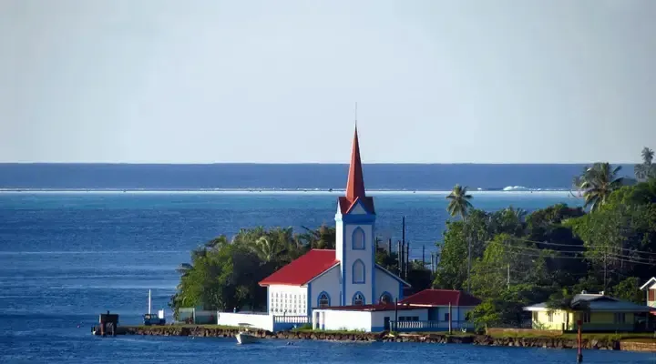 L'Église de Tiva à Tahaa sur l'île d'Huahine Billet d’avion pour Huahine, visite de l’église historique de Tiva à Tahaa