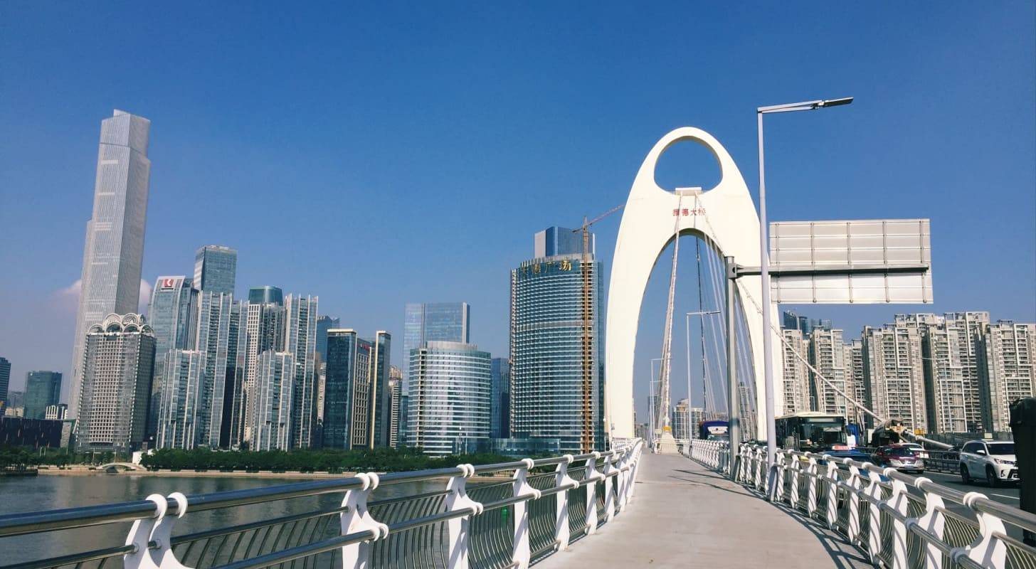 Billet d’avion pour Guangzhou, promenade sur le Pont de Liede