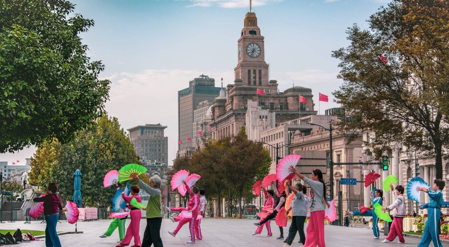 Billet d’avion pour Shanghai, initiation au tai-chi en plein air