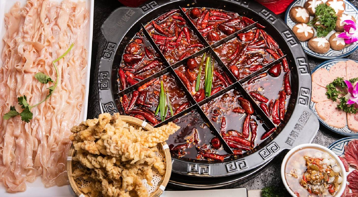 Billet d’avion pour Chongqing, dégustation du Hot pot, spécialité locale
