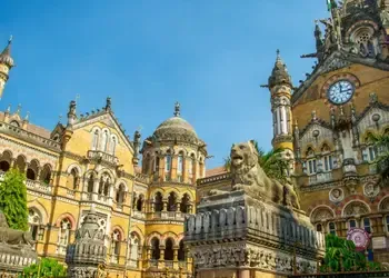 Billet d’avion pour Bombay, découverte de la gare Chhatrapati Shivaji, joyau architectural
