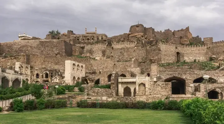 Palais de Chowmahalla, complexe palatial emblématique d’Hyderabad en Inde. Visiter Hyderabad en Inde et le Palais de Chowmahalla