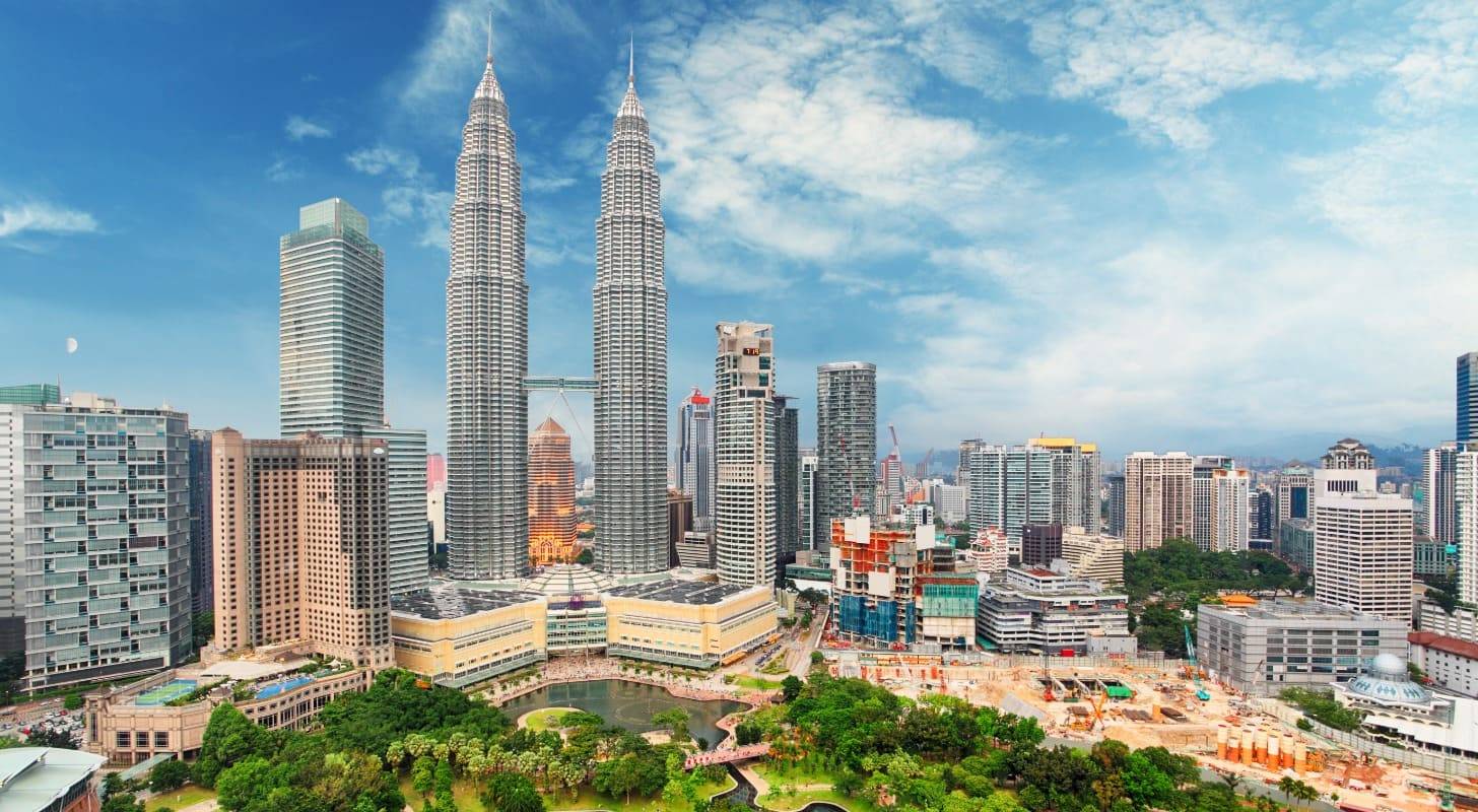 Vol pas cher pour Kuala Lumpur, les célèbres Tours Petronas en plein centre-ville