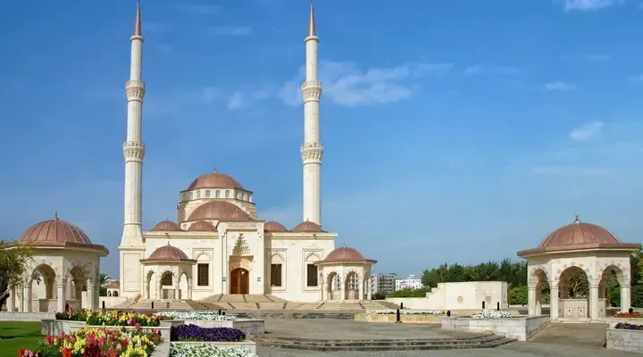 Vol pas cher pour Mascate, visite de la Grande Mosquée du Sultan Qabus Vol pas cher pour Mascate, visite de la Grande Mosquée du Sultan Qabus