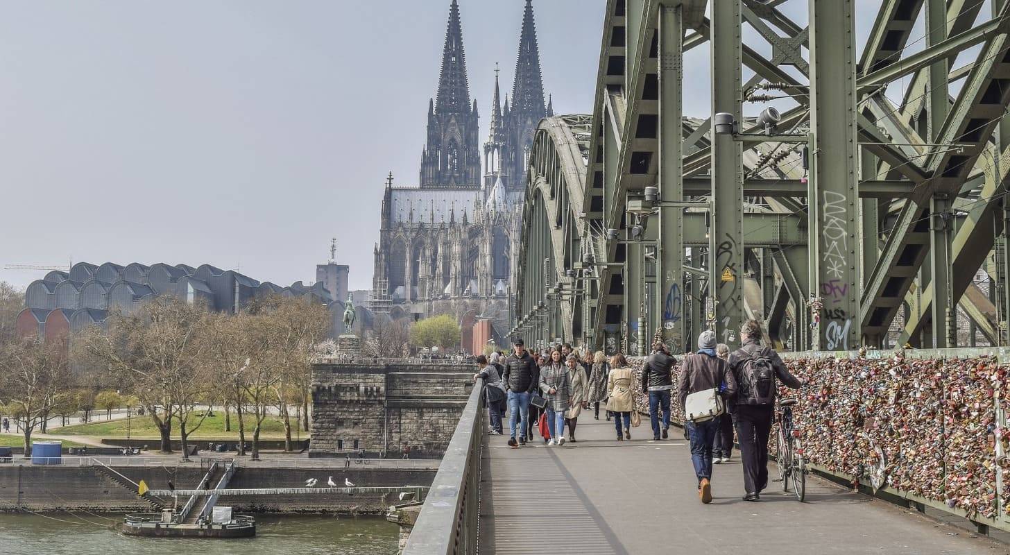 Photo du Pont Hohenzollern à Cologne en Allemagne