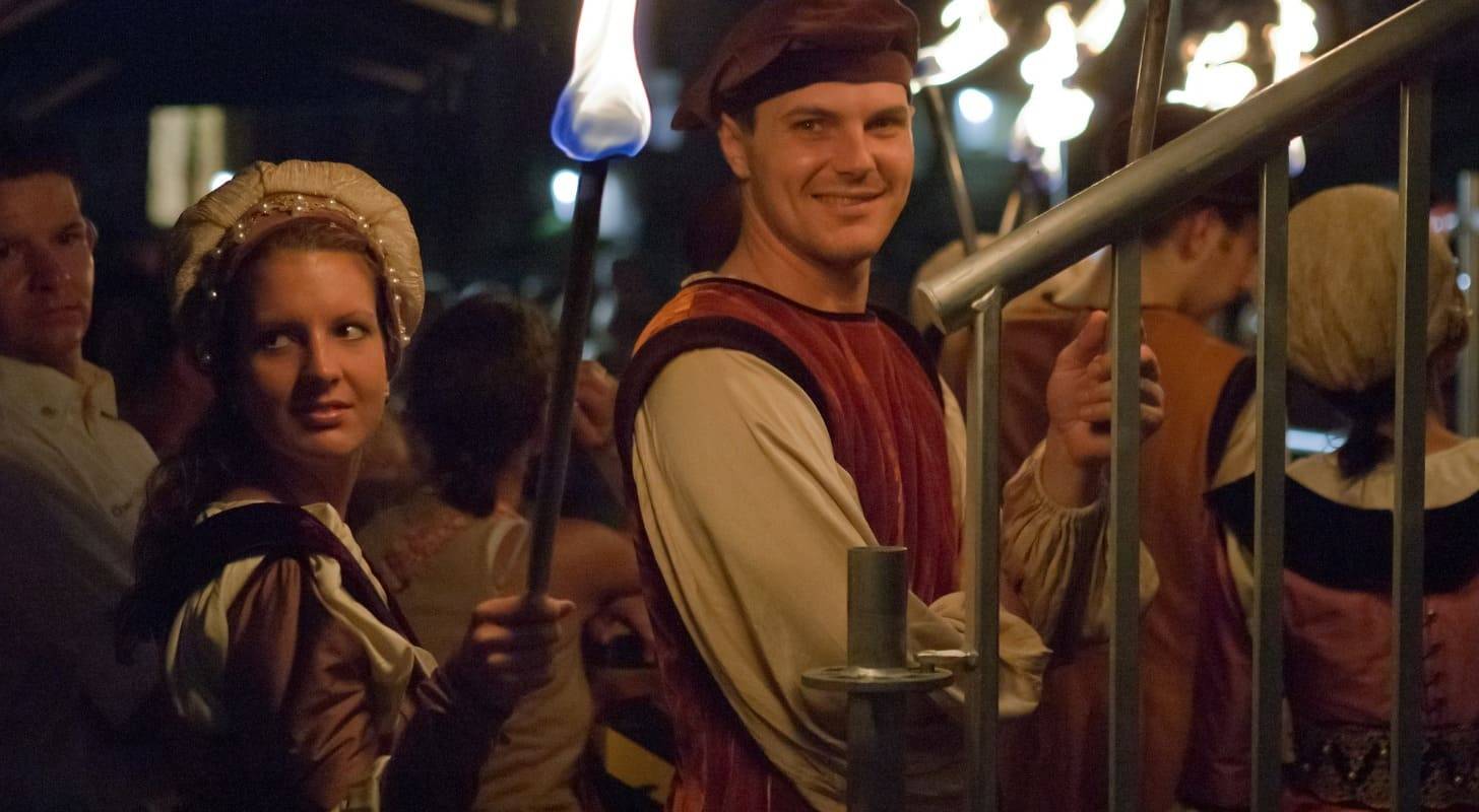 Voyagez à Innsbrukc au meilleur prix et participez à un spectacle folklorique pour découvrir la culture tyrolienne