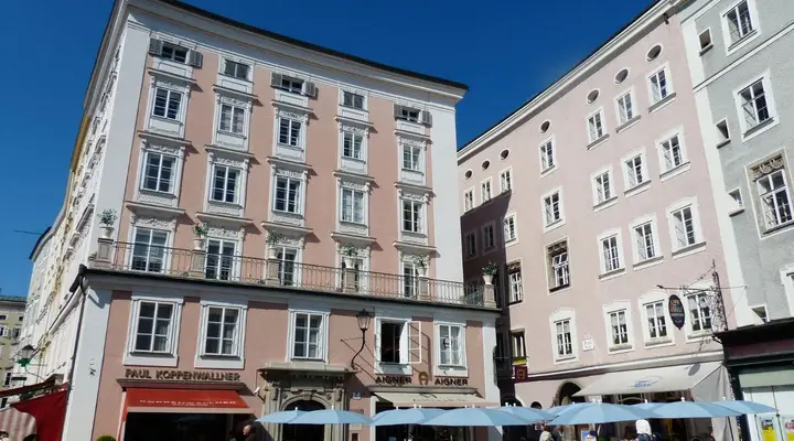 Le centre historique de Salzbourg Réservez un vol pas cher pour Salzbourg et explorez le centre historique de la ville