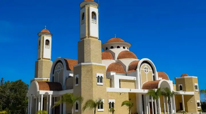 Billet d’avion pour Larnaca, visitez l'Église Ayios Georgios Kontos Billet d’avion pour Larnaca, visitez l'Église Ayios Georgios Kontos