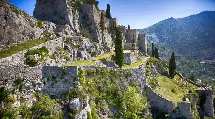 Voyage à Split, découvrez la Forteresse de Klis et ses panoramas Voyage à Split, découvrez la Forteresse de Klis et ses panoramas