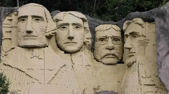 Le Mont Rushmore à Legoland Voyage au Danemark, découvrez la réplique du Mont Rushmore à Legoland Billund