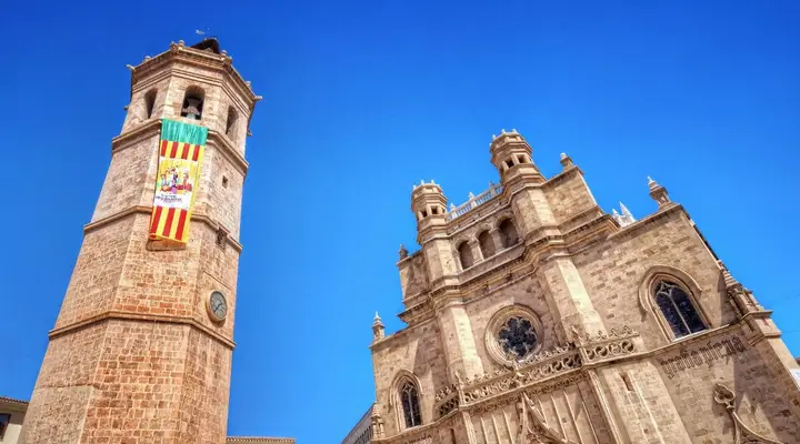 La Cathédrale de Castellón de la Plana Découvrez la cathédrale de Castellón de la Plana, réservez un vol pas cher pour l'Espagne