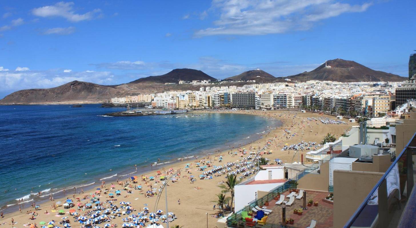Trouvez un billet d'avion pas cher pour Las Palmas de Gran Canaria et profitez de ses plages