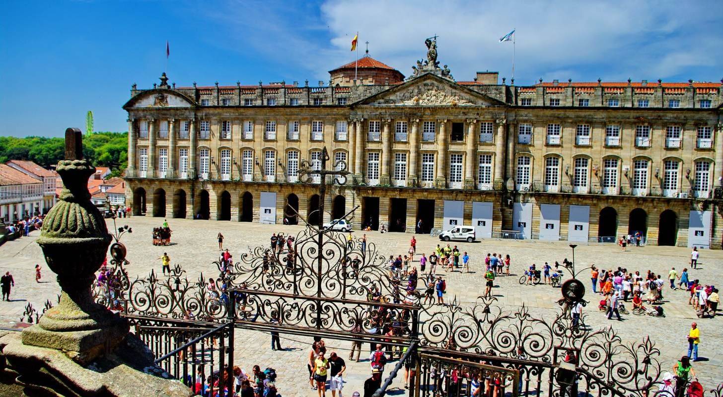 Découvrez les Pazos de Galicia, réservez votre voyage à Saint-Jacques-de-Compostelle