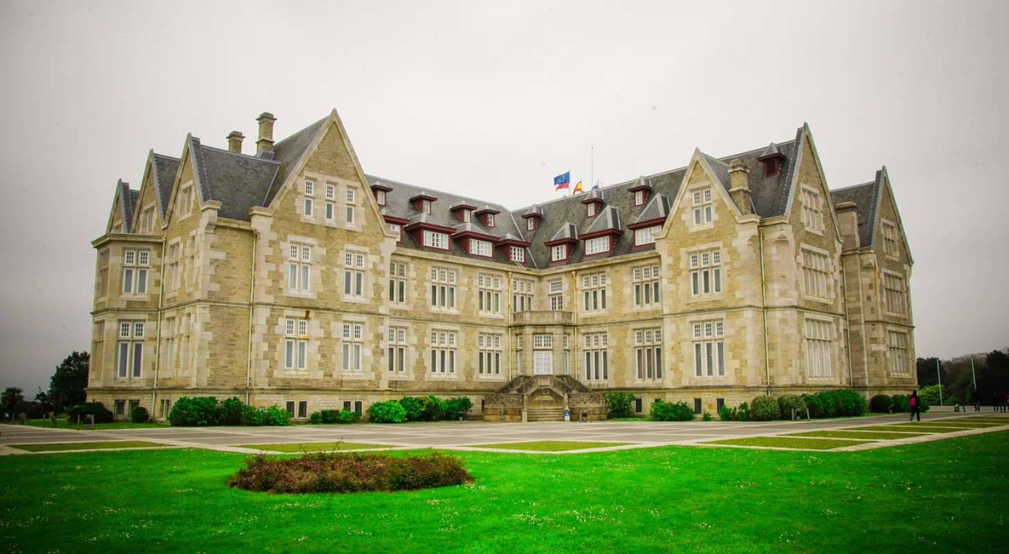Flânez dans les Jardines de Piquío, réservez votre voyage au meilleur prix pour Santander