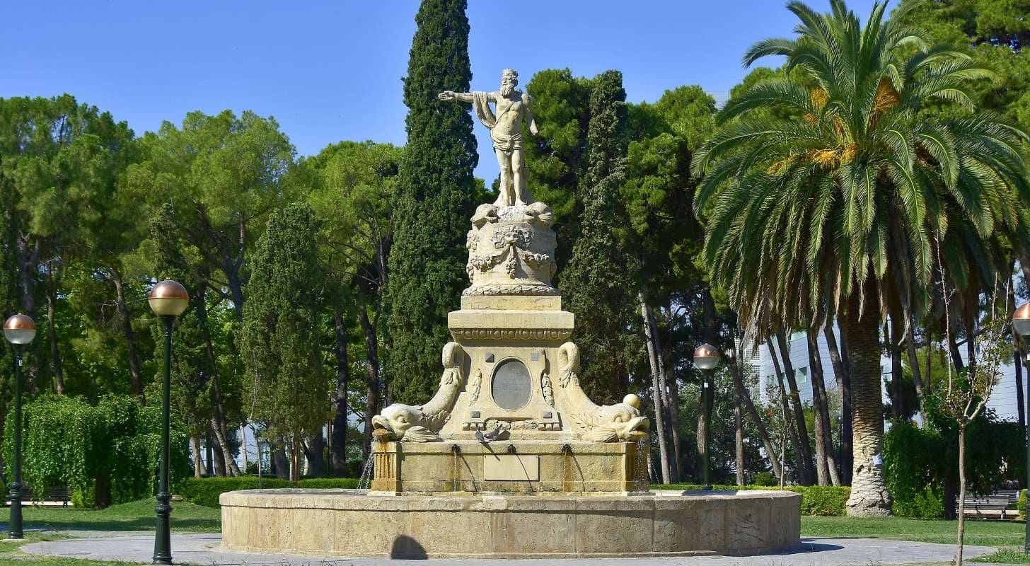 Découvrez le Monument a los Sitios, réservez un vol pas cher pour Saragosse