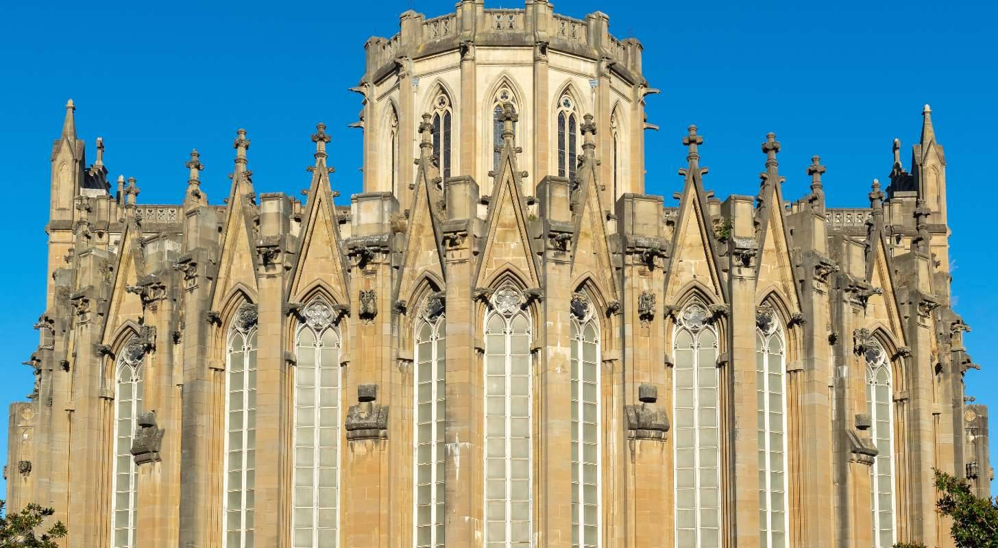 Billet d’avion Vitoria pas cher, visite de la cathédrale Santa Maria