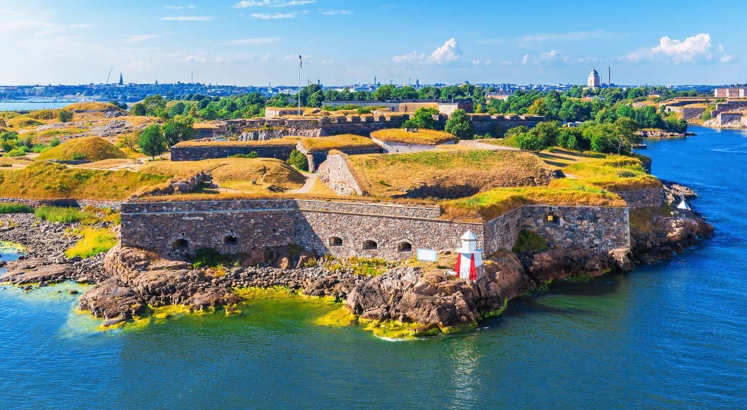 Billets d'avion pas chers Helsinki, visitez la forteresse Suomenlinna
