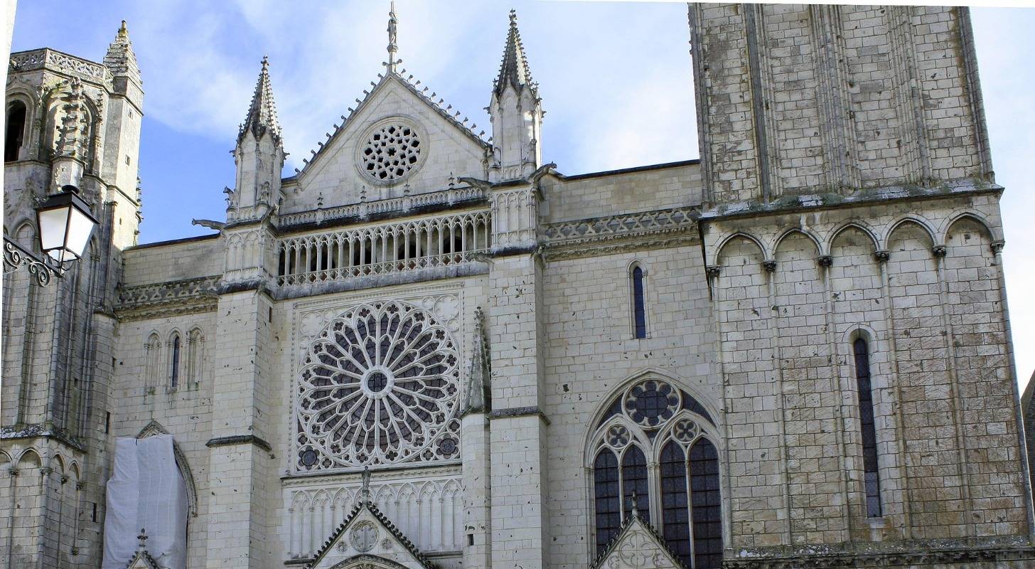 Vol Poitiers pas cher