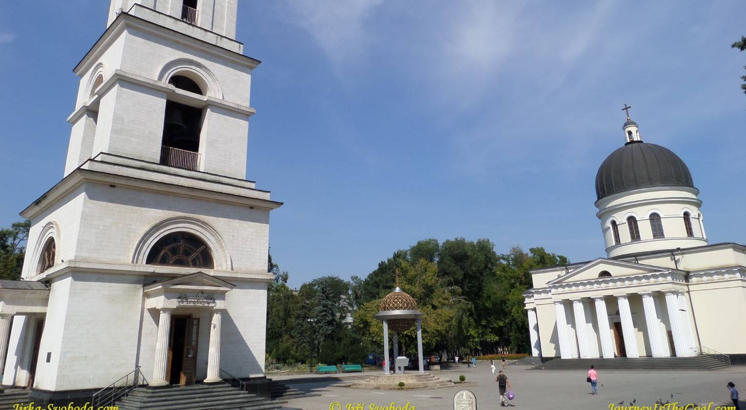 Billet d’avion pour Chisinau, visitez la cathédrale de la Nativité